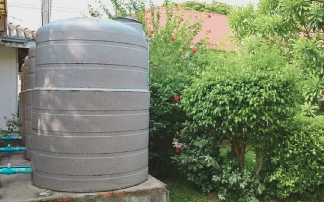 Insulate Plastic Water Tanks